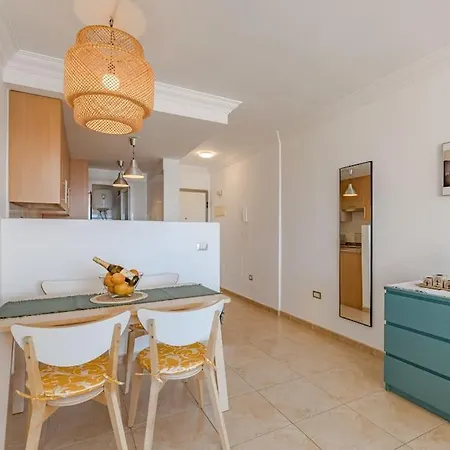 Apartment Balcony With Perfect Sea View, Pool, Wi-fi Poris de Abona