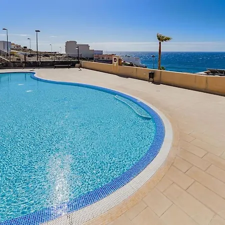 Balcony With Perfect Sea View, Pool, Wi-fi Апартаменты *