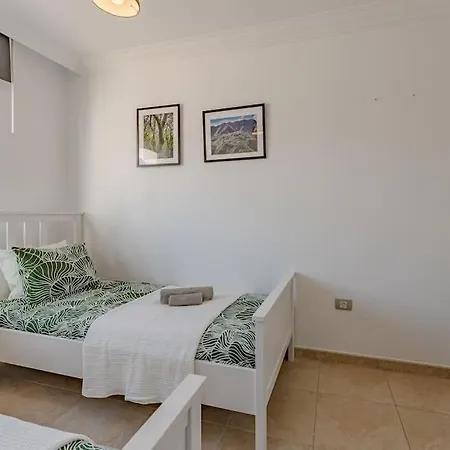 Balcony With Perfect Sea View, Pool, Wi-fi Poris de Abona