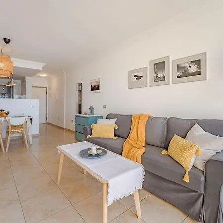 Balcony With Perfect Sea View, Pool, Wi-fi *