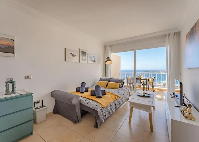 アパート Balcony With Perfect Sea View, Pool, Wi-fi *