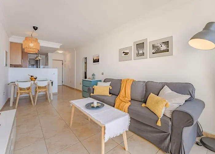 Balcony With Perfect Sea View, Pool, Wi-fi *