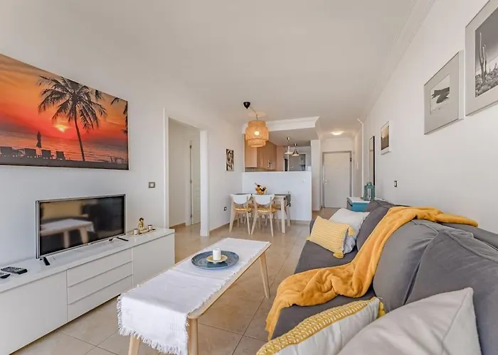 Balcony With Perfect Sea View, Pool, Wi-fi *