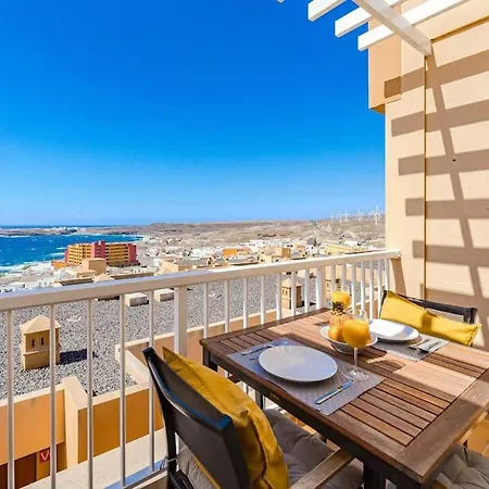 Balcony With Perfect Sea View, Pool, Wi-fi 아파트 *