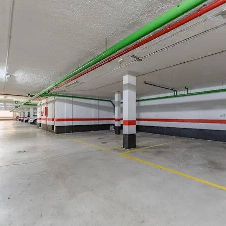 Balcony With Perfect Sea View, Pool, Wi-fi 아파트 포리스 데 아보나