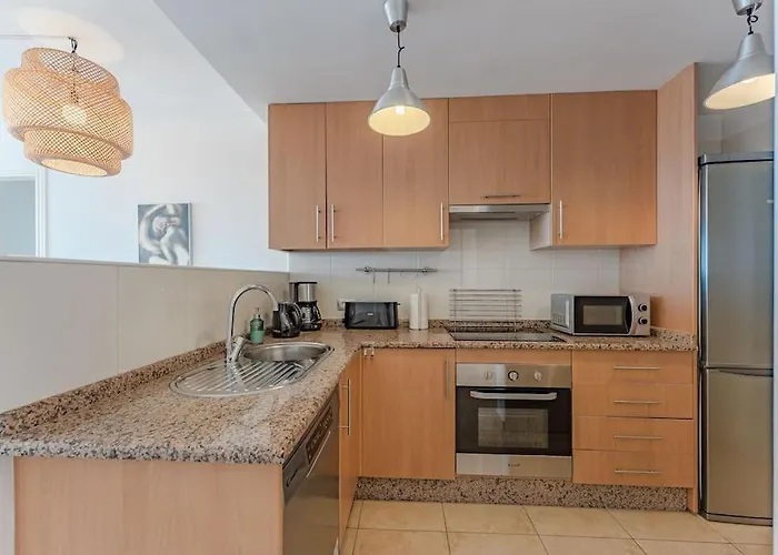 Balcony With Perfect Sea View, Pool, Wi-fi 포리스 데 아보나